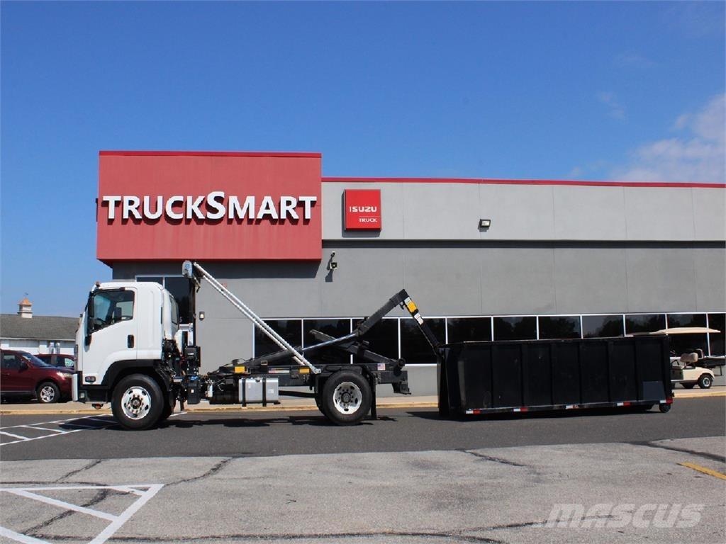 Isuzu FTR Lastbiler med containerramme / veksellad