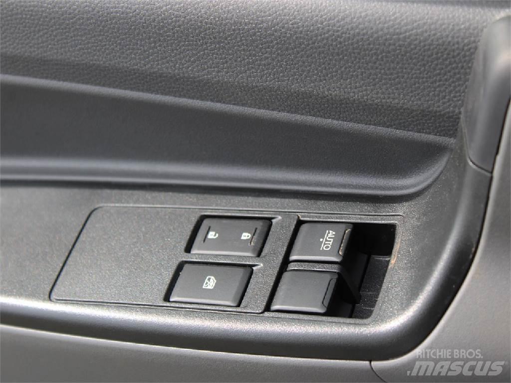 Isuzu NPR-HD Fast kasse