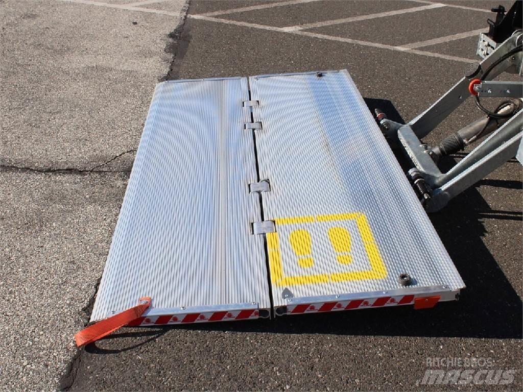 Isuzu NPR-HD Fast kasse