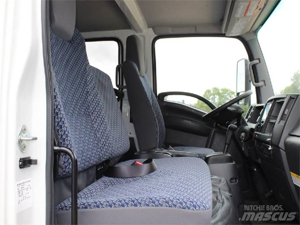 Isuzu NPR-HD Lastbiler med tip