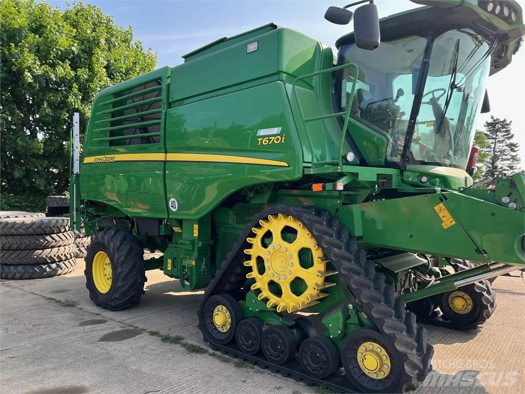 John Deere T670I Mejetærskere