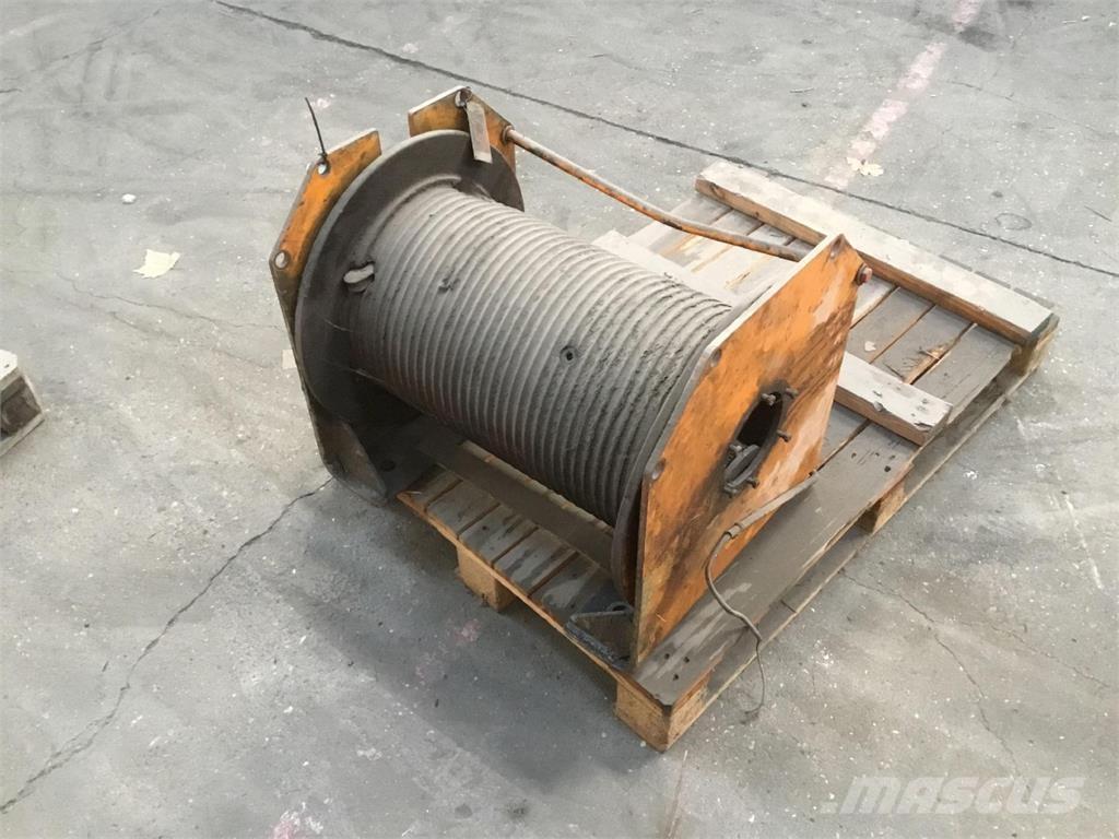Faun RTF 30 winch Krandele og udstyr