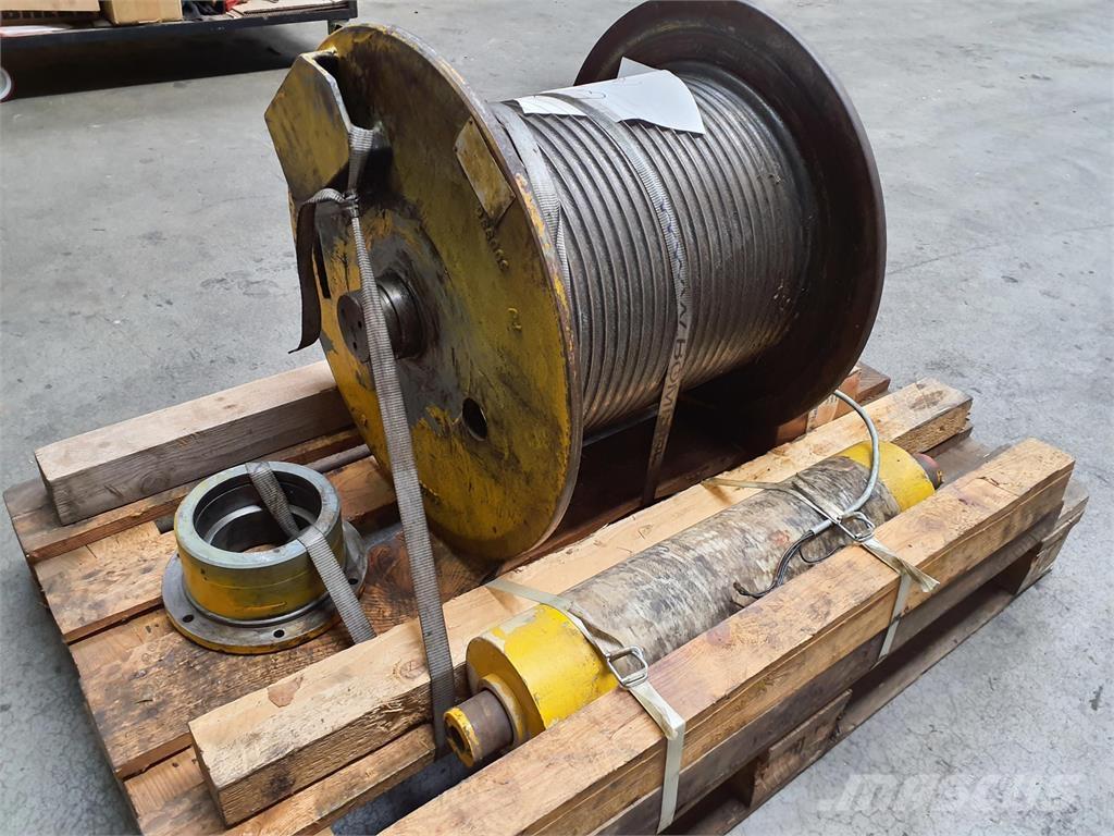 Grove GMK 3050 winch Krandele og udstyr