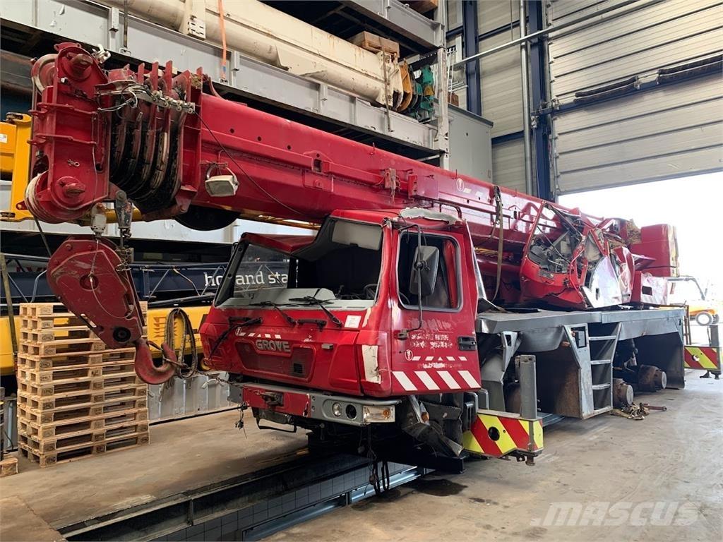 Grove GMK 3055 Kraner til alt terræn