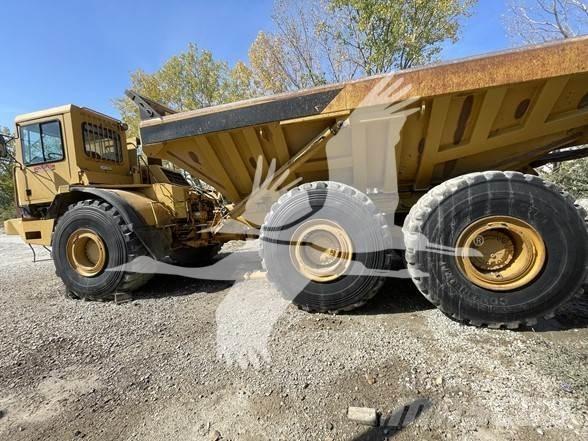 CAT D400D Terrængående lastbiler