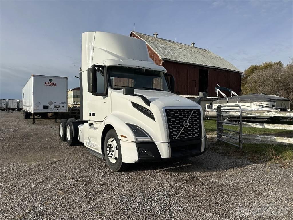 Volvo VNL300 Trækkere