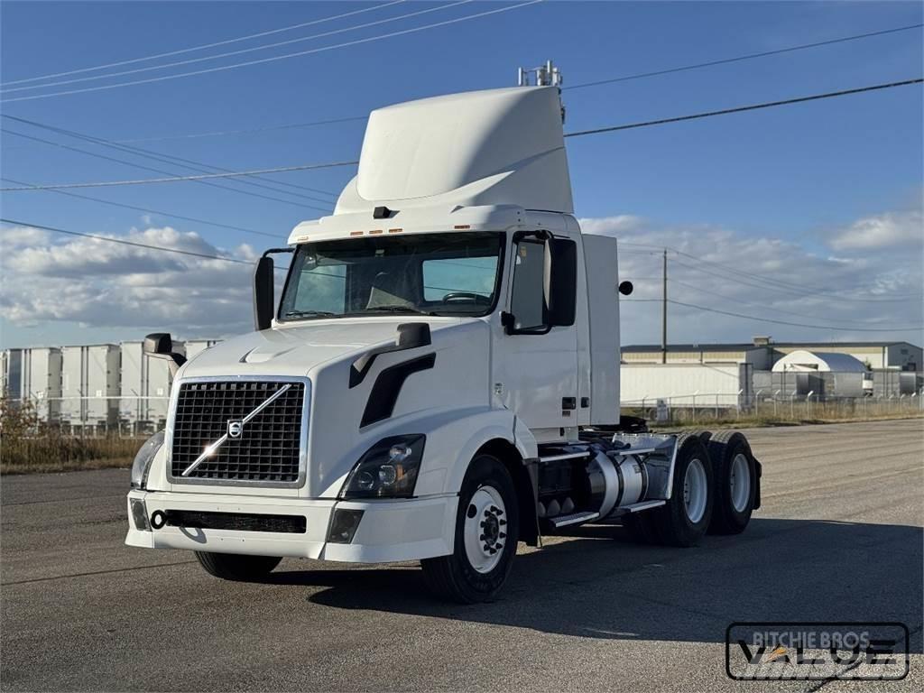 Volvo VNL300 Trækkere