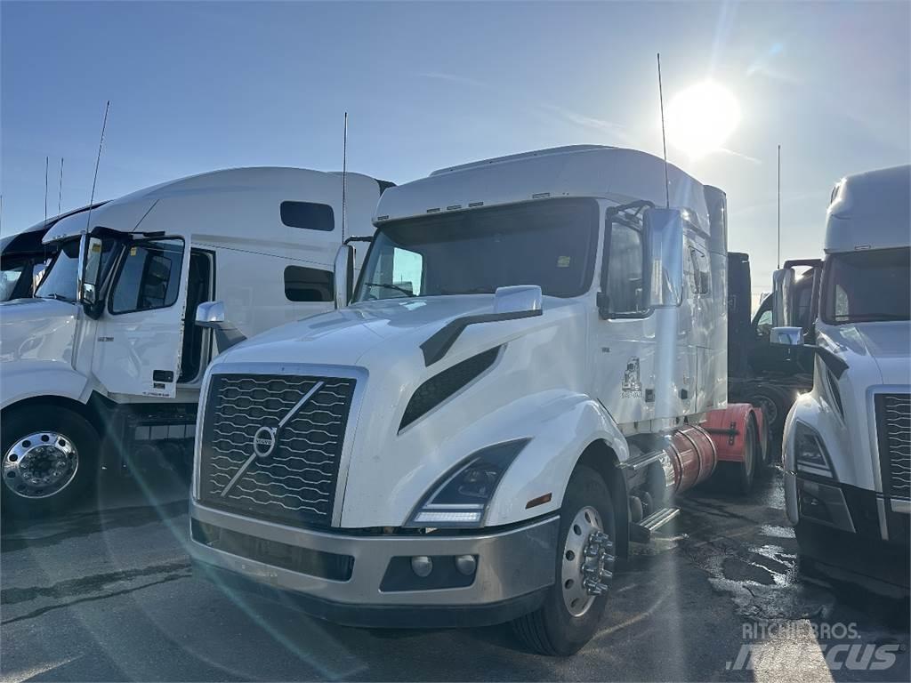 Volvo VNL740 Trækkere