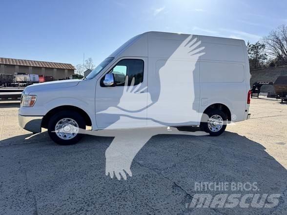 Nissan NV2500HD Entreprenør - Andet