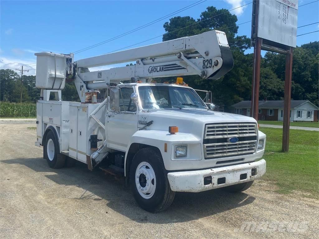 Ford F-800 Entreprenør - Andet