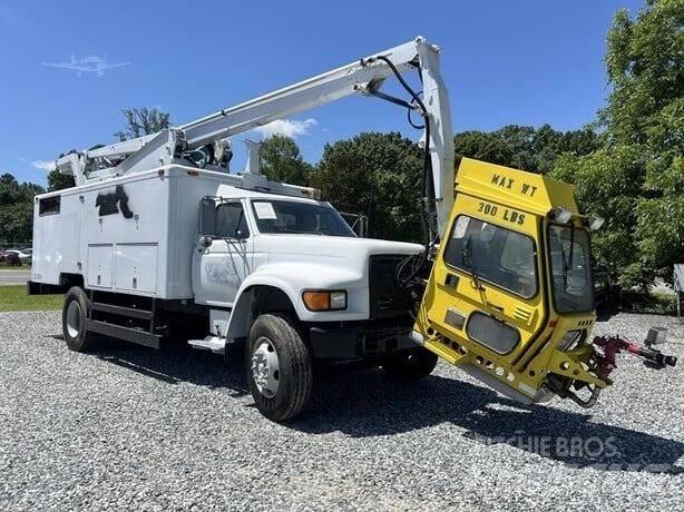 Ford F800 Entreprenør - Andet