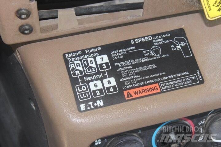 Mack CV513 Entreprenør - Andet