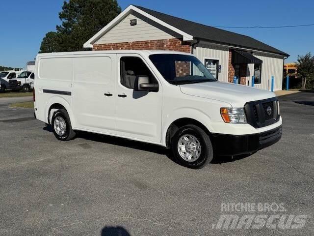 Nissan NV Entreprenør - Andet