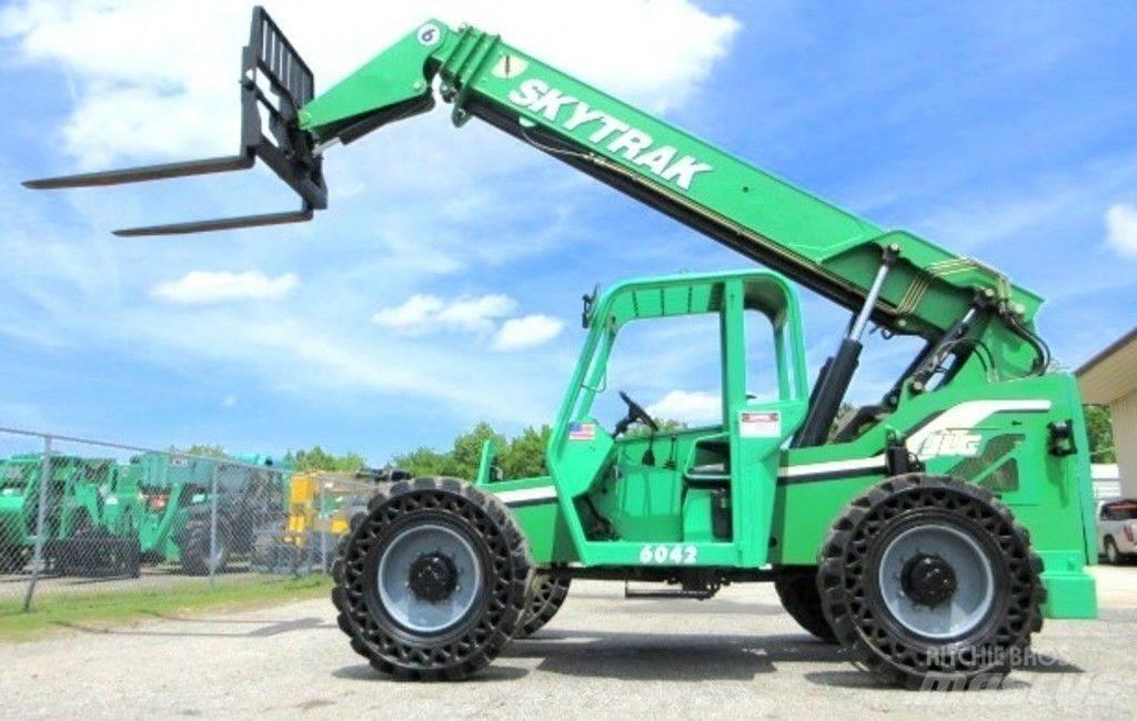 SkyTrak 6042 Entreprenør - Andet