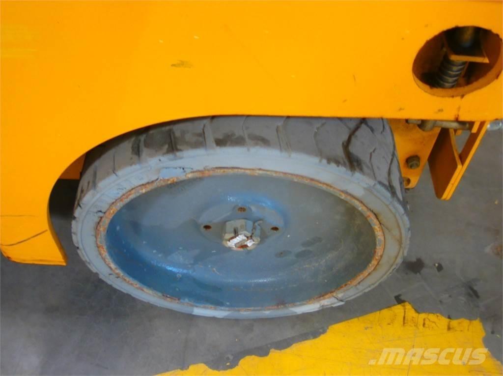 Haulotte Compact 12 Saxlifte