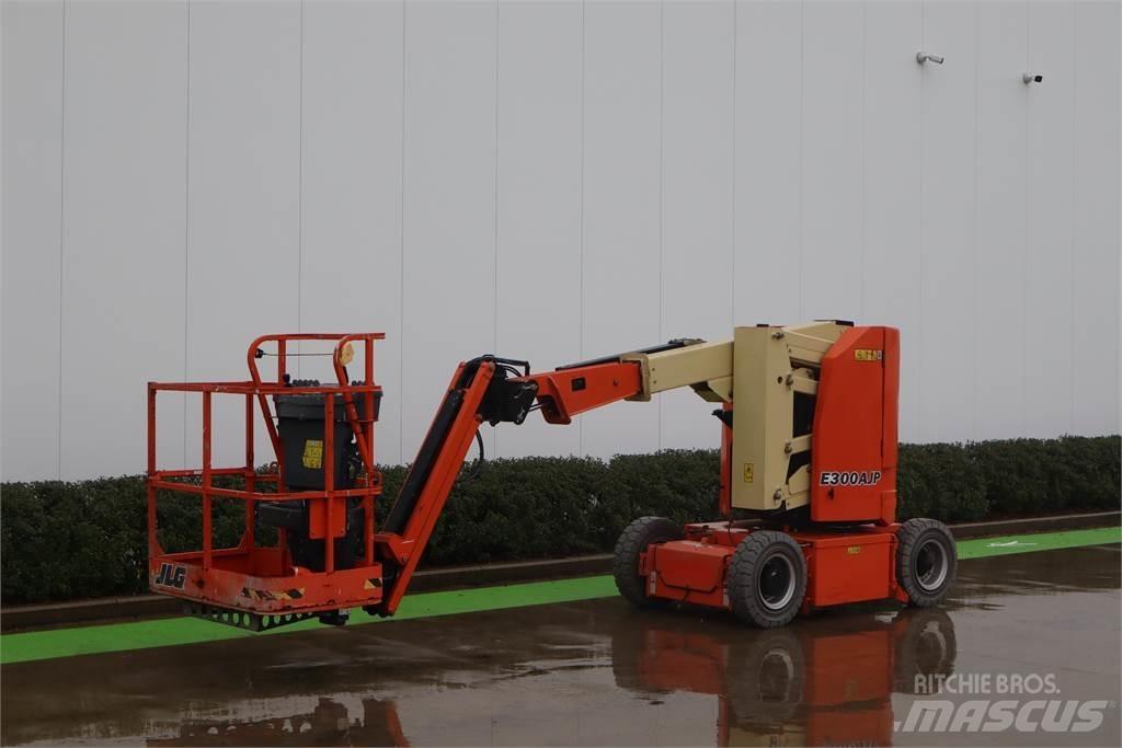 JLG E300AJP Bomlifte med knækarm
