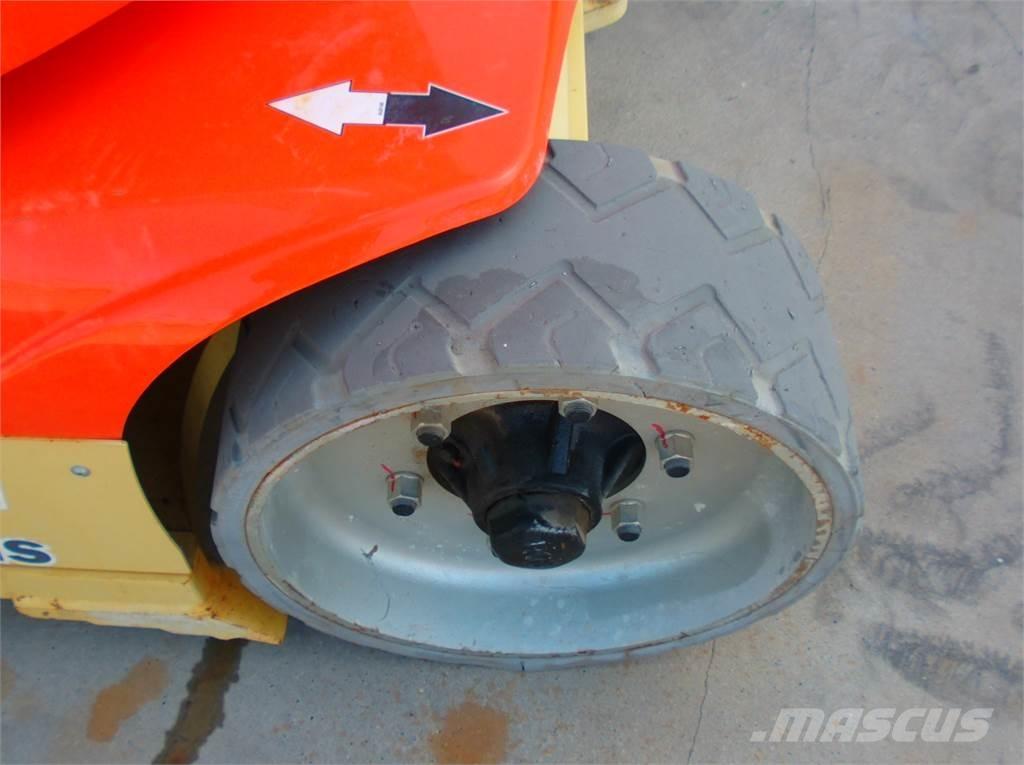 JLG Toucan 12E+ Søjlelifte