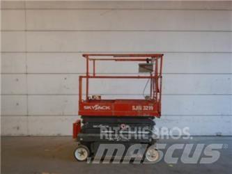 SkyJack SJ3219 Saxlifte