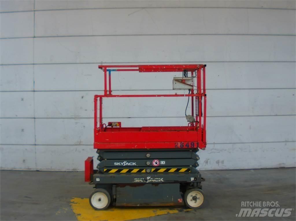 SkyJack SJ3219 Saxlifte