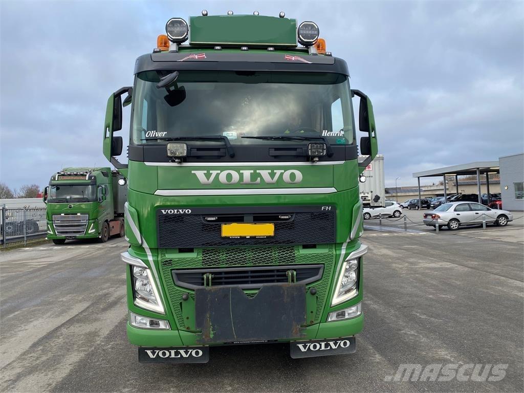 Volvo FH 8x4 Lastbil med kran