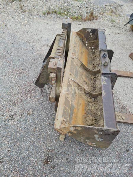 Mecalac 12MTX Skovle