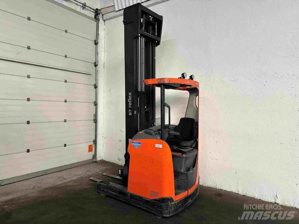 BT RRE 140 - TRIPLEX 9 m Reachtruck