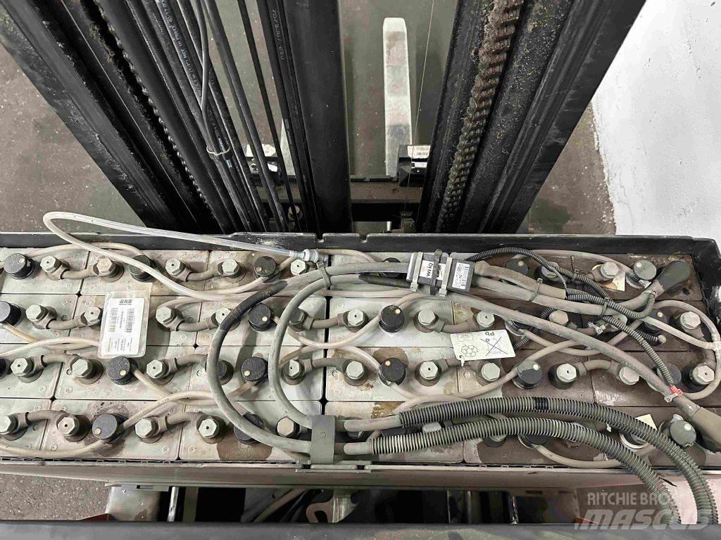 BT RRE 140 - TRIPLEX 9 m Reachtruck
