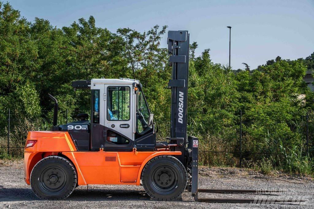 Doosan D 90-S-7 Diesel gaffeltrucks