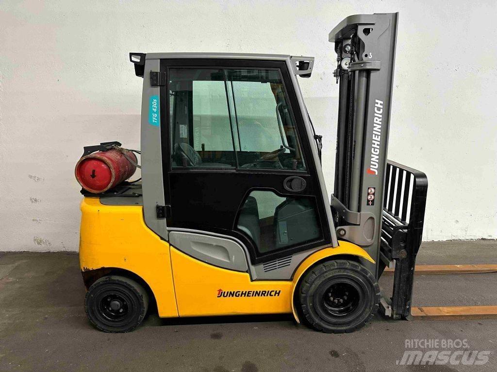 Jungheinrich TFG 430s LPG gaffeltrucks