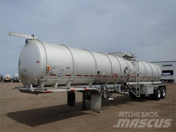  TYTAL Semi-trailer med Tank
