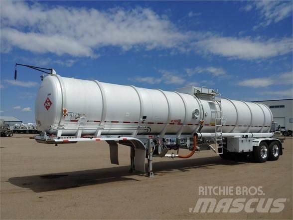  TYTAL Semi-trailer med Tank