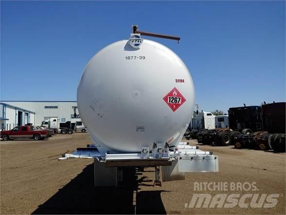  TYTAL Semi-trailer med Tank