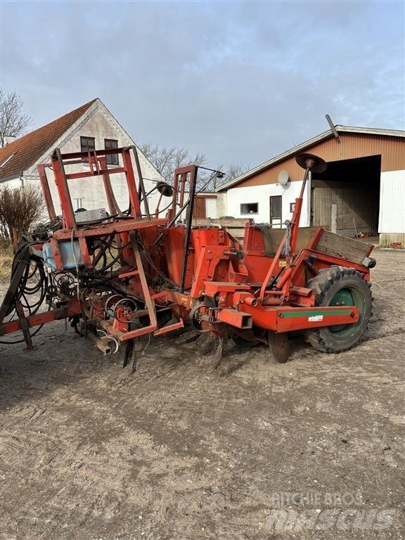  - - - Plantemaskiner