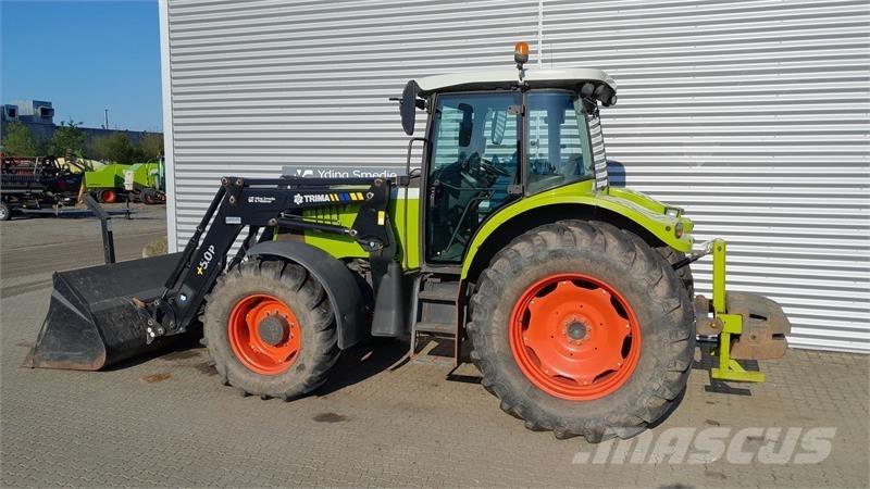 CLAAS 697 Traktorer