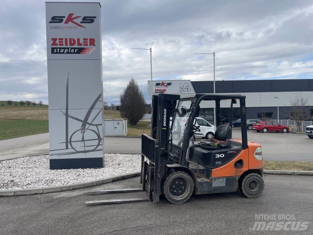 Doosan D30S-5 Diesel gaffeltrucks