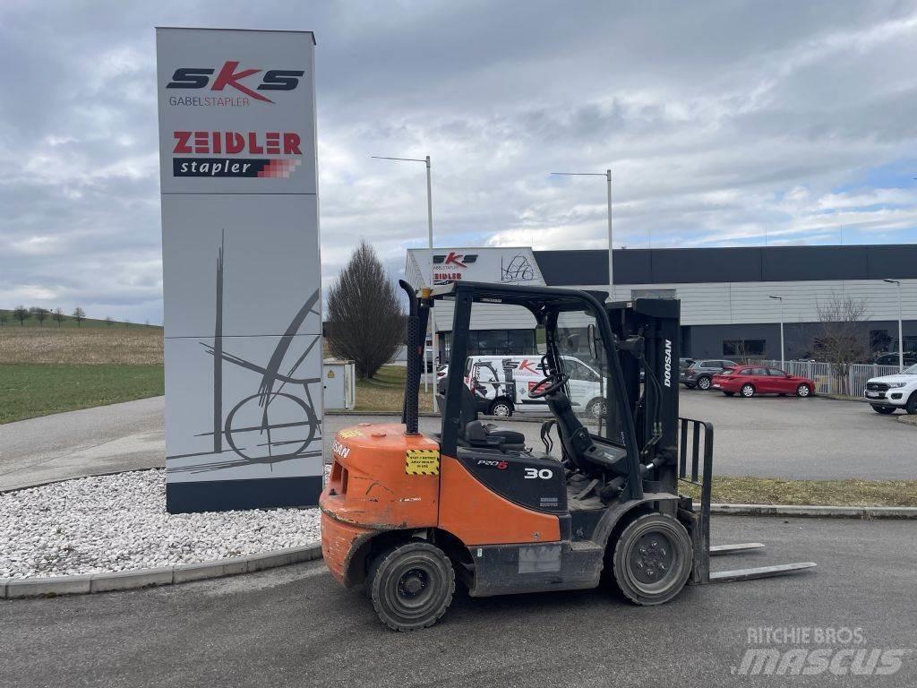 Doosan D30S-5 Diesel gaffeltrucks