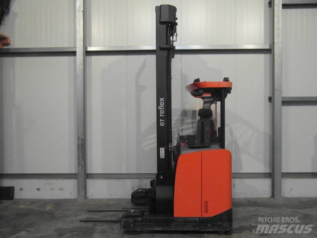 BT RRE140E Reachtruck