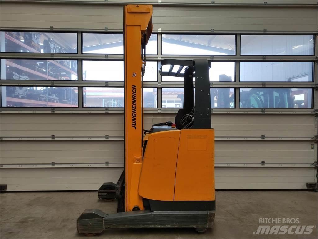 Jungheinrich ETV 214 Reachtruck