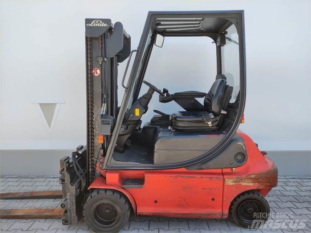 Linde E20P-02-335 El gaffeltrucks