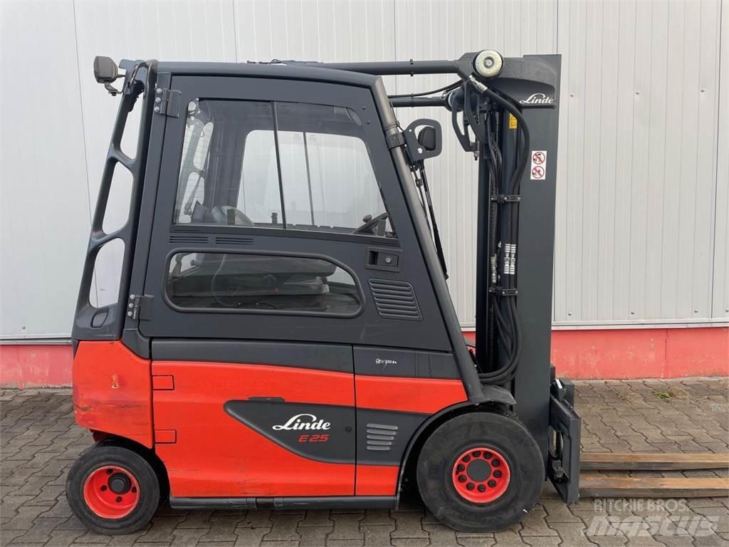Linde E25-01-387 El gaffeltrucks
