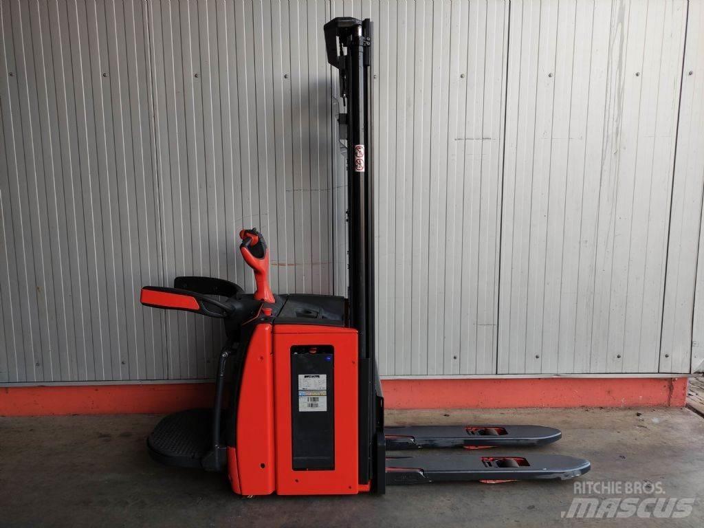 Linde L14-APi-1173 Gaffelstabler med gående fører