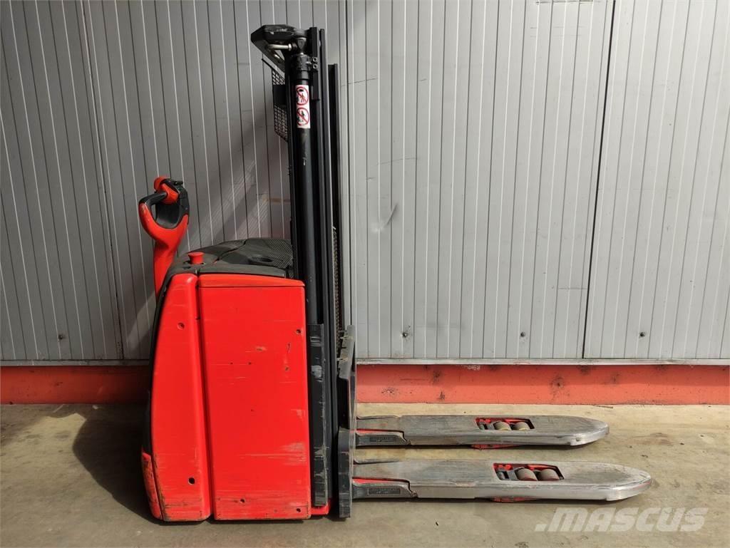 Linde L14i-1173 Gaffelstabler med gående fører