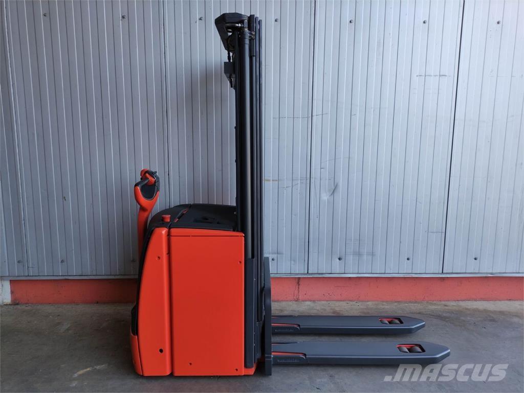 Linde L16-1173 (LACK NEU) Gaffelstabler med gående fører