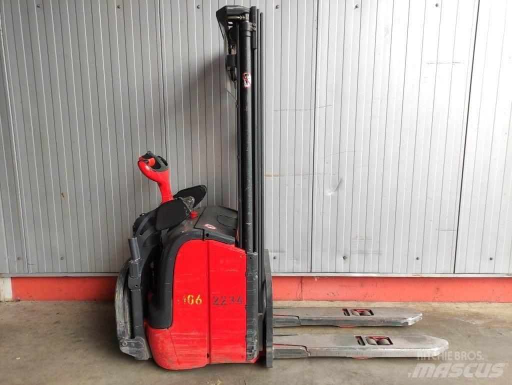 Linde L16-372-APi Gaffelstabler med gående fører