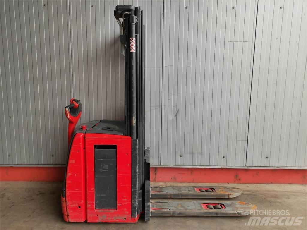 Linde L20-1173 Gaffelstabler med gående fører