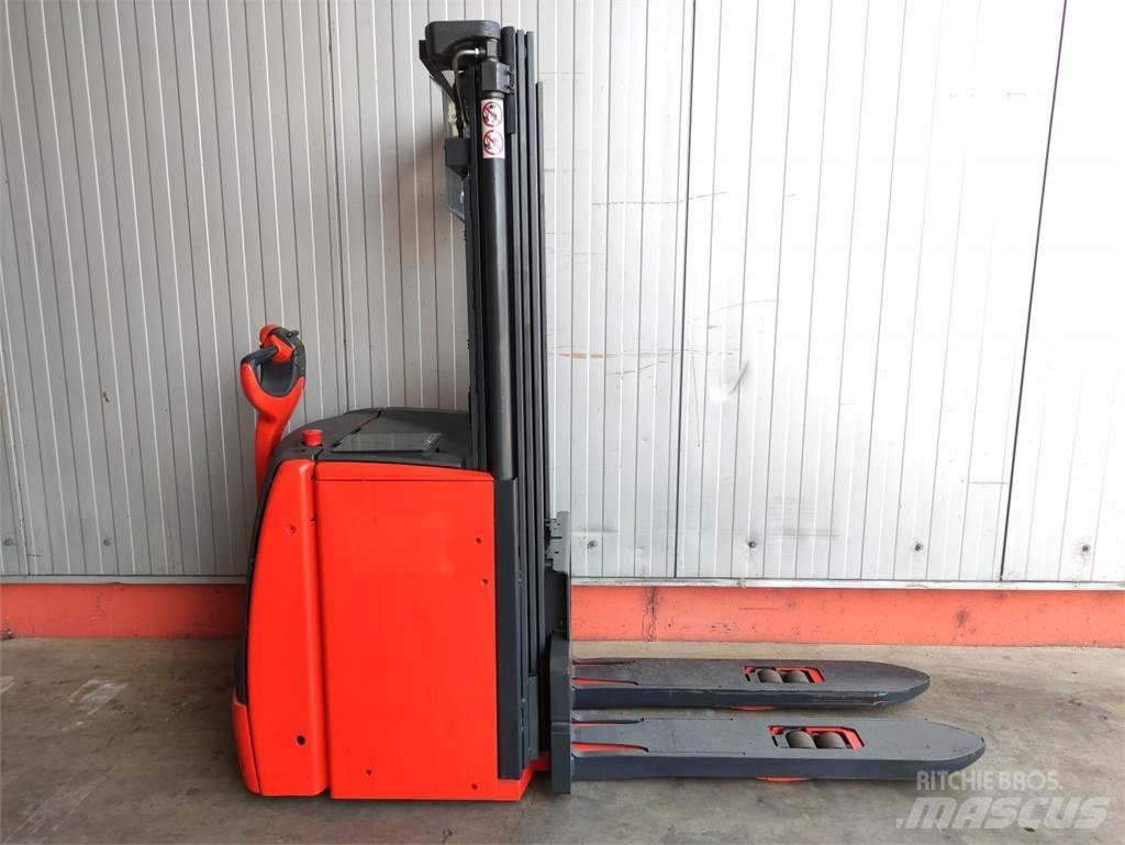 Linde L20i-1173 Gaffelstabler med gående fører