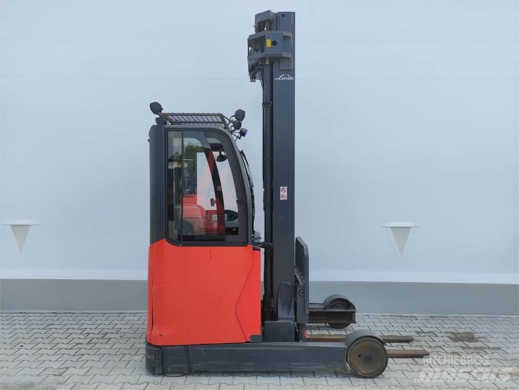 Linde R25-01-112 Reachtruck