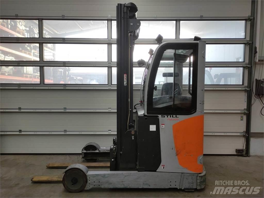 Still FM-X-25 Reachtruck