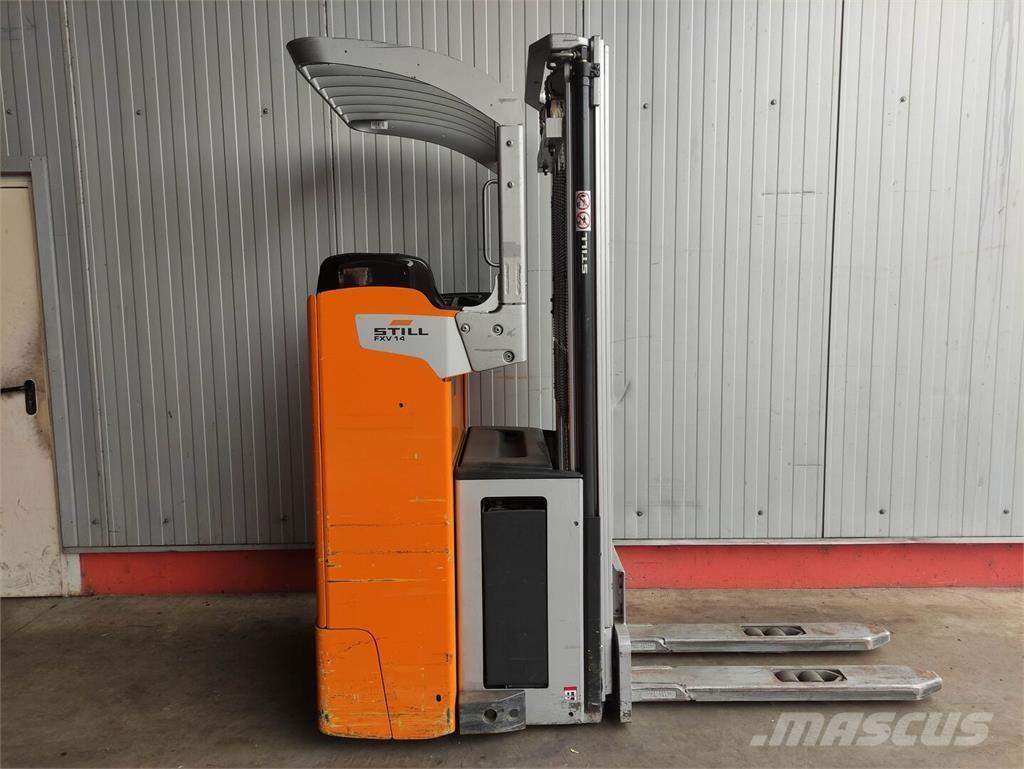 Still FXV 14 Gaffelstabler med gående fører