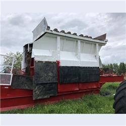 Kolman Hopper Feeder